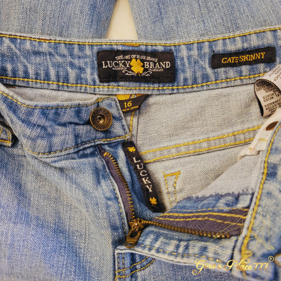 Lucky Brand Cate Skinny Girls Ripped Holes Light Wash Jeans Size 16 - Picture 3 of 9